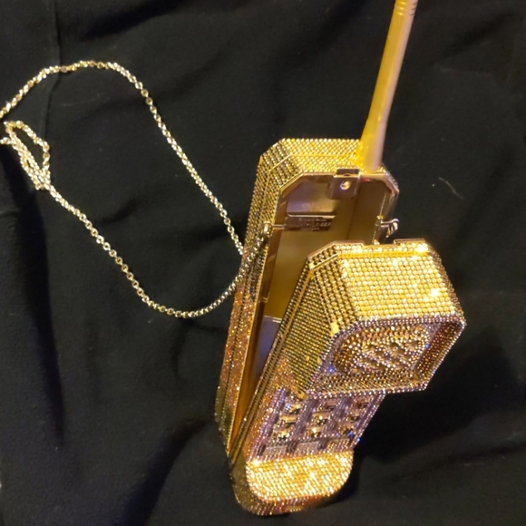 Judith Leiber Handbags - Judith Leiber collectors edition clutch purse